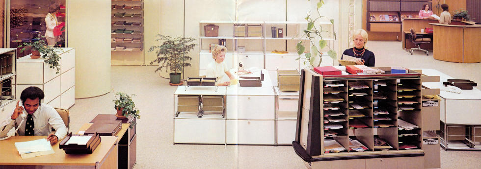 Bell & Howell MAILMOBILE mailroom automation robot