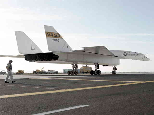 NASA EC68-2101 XB-70 on runway tarmac