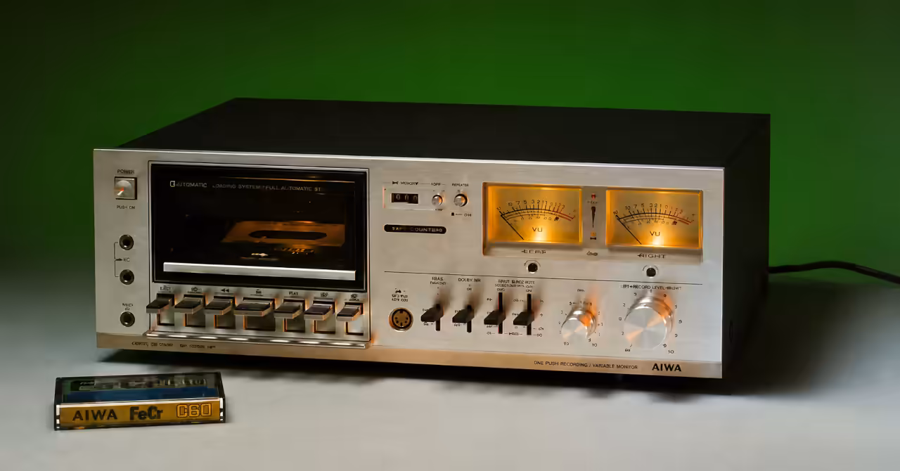 AIWA AD-6500 front-loading cassette deck with illuminated VU meters